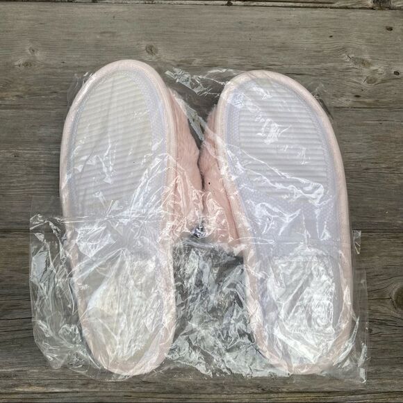 Splendid Cross Slide Slippers size small/ medium NWT - Picture 5 of 9